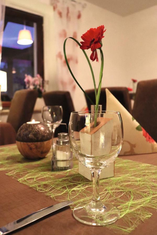 Hotel Feldmaus Olzheim المظهر الخارجي الصورة